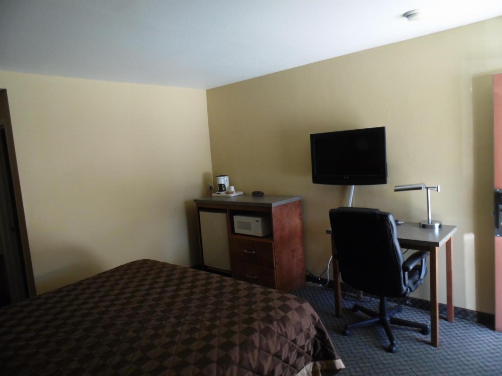 Trails Motel Main image